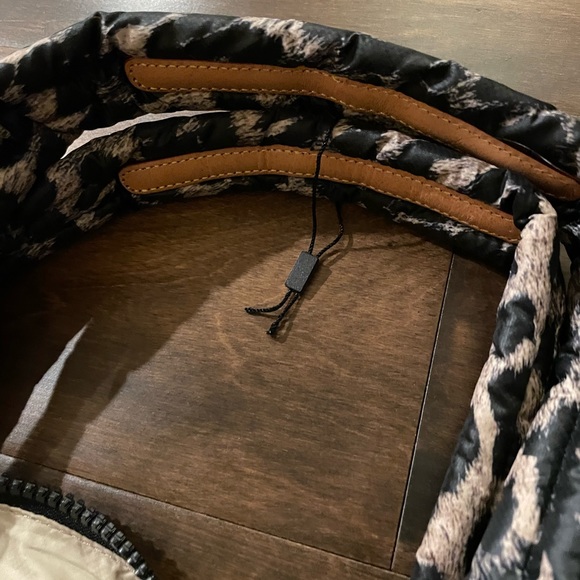 MZ WALLACE METRO QUATRO TOTE QUILTED BAG NWOT - Picture 11 of 14